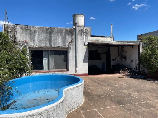 Ph For Sale, Needs Refurbishment – San Isidro