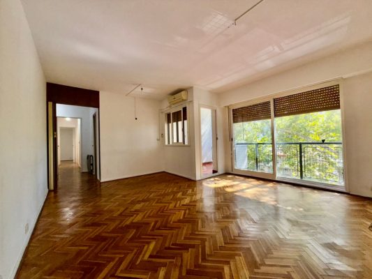 Apartment for Sale – 4 Rooms, Martinez