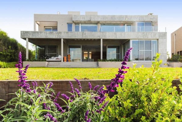 House Muelle al Agua, Cabos del Lago Neighborhood, Nordelta