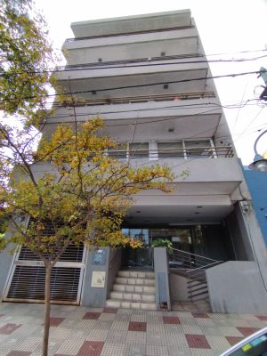 Venta Departamento 2 Amb Balcon Sum Gym Laundry