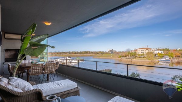Apartment 2-bedroom + Dep. MARINAS DEL Y