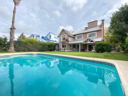 Casa 4 Amb Venta En B.cerrad La Colina Don Torcuat