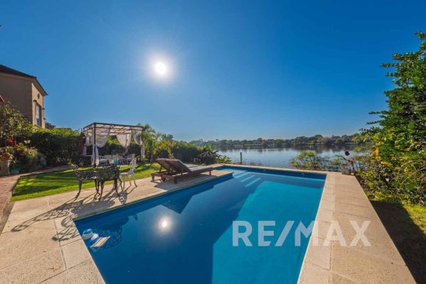 House Temporary Rental by Water San Isidro Labrador