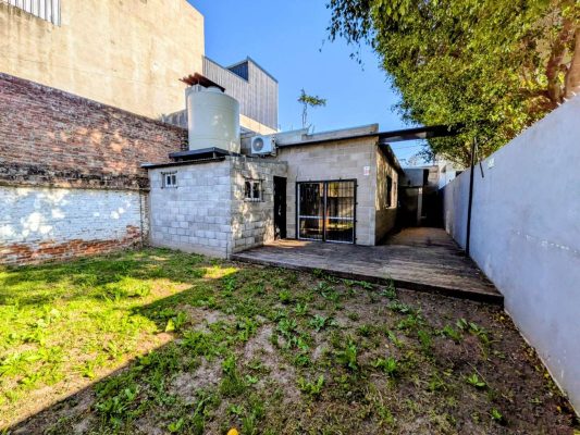 Casa Sobre Av. Italia Tigre Excelente Ubicacion