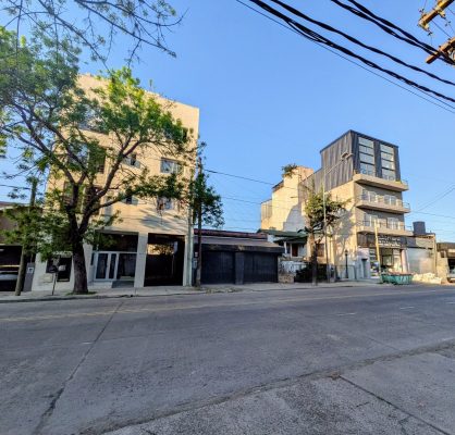 Commercial Space on Av. Italia Tigre Excellent Condition