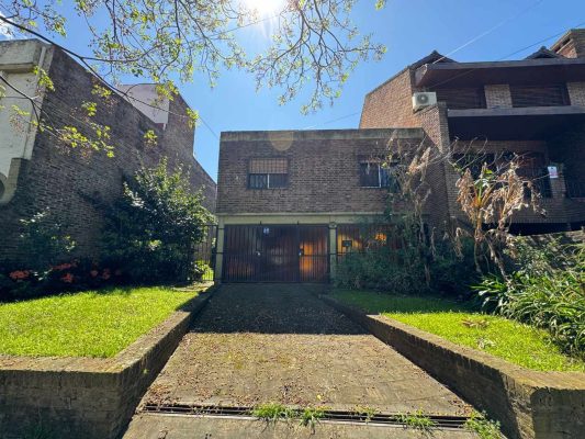 House for Sale 7 Rooms San Isidro Pool Credit App
