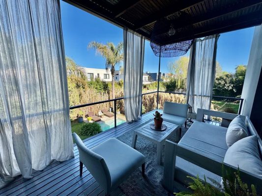 Summer Biweekly Rental, Greenlands Neighborhood