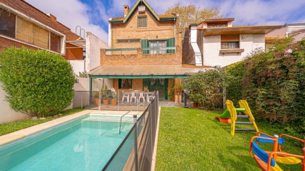 Venta Casa Olivos Centro 5 Ambientes