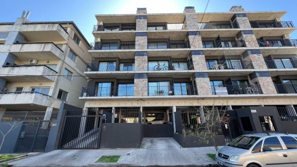 Apartment for Sale – 3 Rooms, Bahia Nordelta Marinas Dl Canal