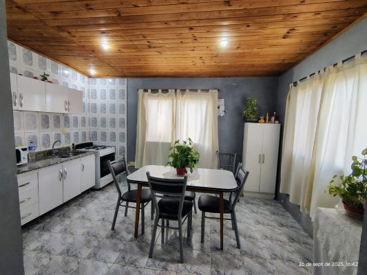 Venta Casa 3 Ambientes + Un 2 Ambientes En Pb