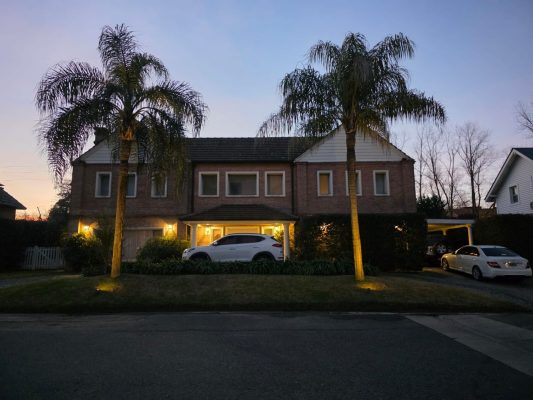 Sale Multi-family House in Beccar - Opportunity