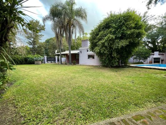 Venta casa 4 amb, con pileta en Pacheco