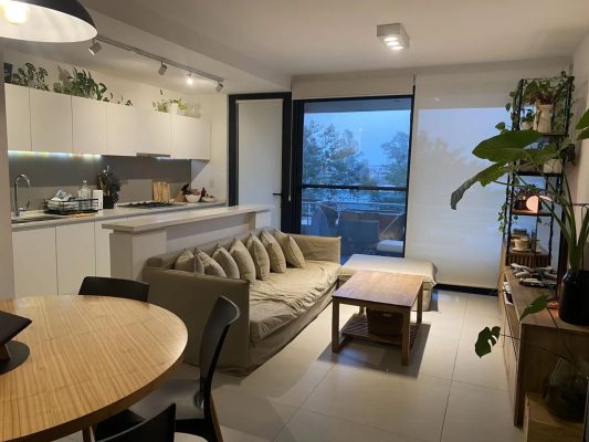 Departamento 2 amb. con Balcón, Parrilla, Cochera