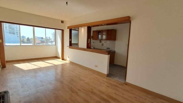 Venta departamento 3 Amb con cochera Florida Mitre
