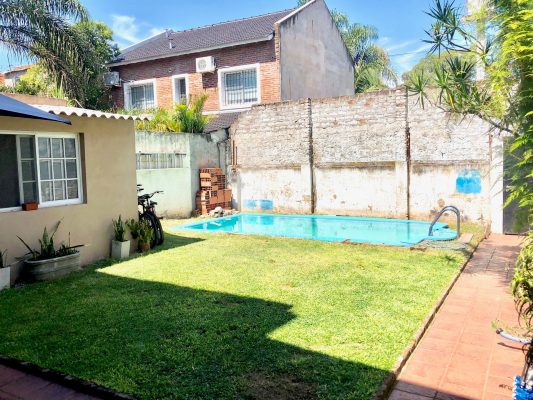 Front-Facing Apartment for Sale in Boulogne