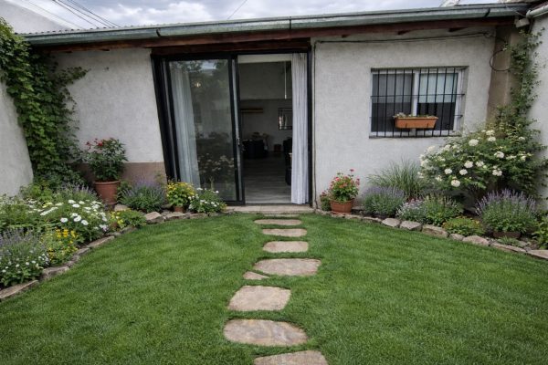 4-room house for sale with patio, covered garage, laundry, Beccar