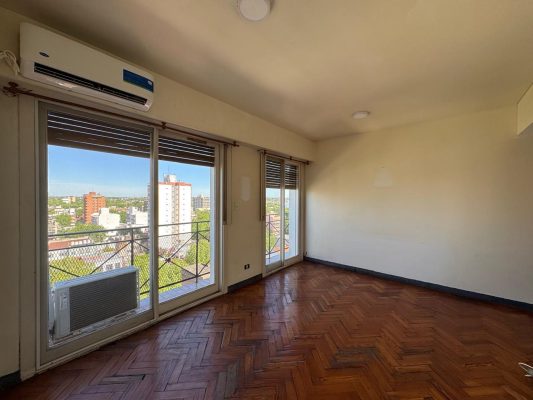 Muy lindo departamento con terraza propia- cochera