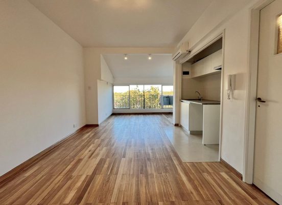 Monoambiente remodelado a nuevo en Olivos