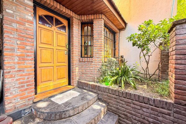 DUPLEX 4 amb en VENTA en VICTORIA Con COCHERA