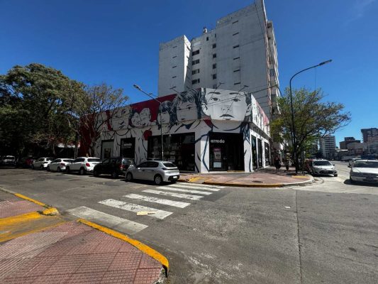 Alquiler comercial Av. Santa fe y V. Sarfield Mtz.