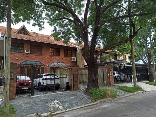 ALQUILER DUPLEX 5amb OLIVOS c/COCHERA Y PILETA