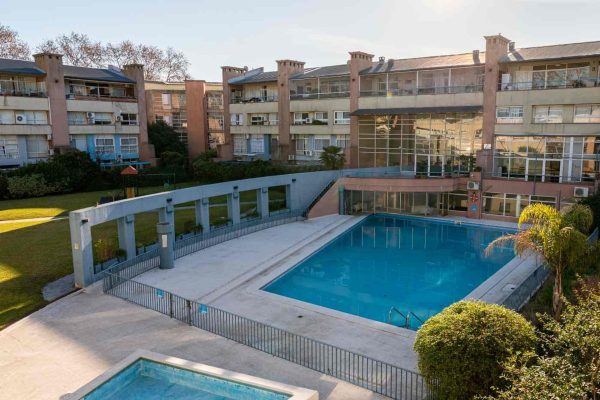 Alquiler Loft con Cochera en Solares de Olivos