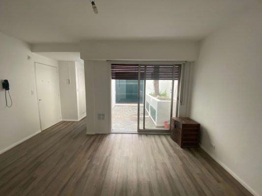 Sale of One-Room Apartment with Patio in San Isidro Center