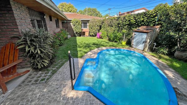 Venta Casa Boulogne 5 amb cochera jardin y pileta