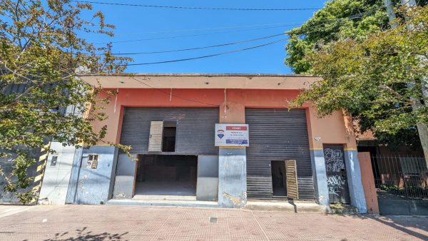 Warehouse for Sale Virreyes San Fernando 140 square meters covered