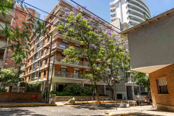 Venta Dto 4 ambientes dependencia cochera baulera