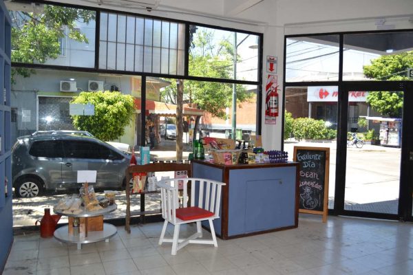 Alquiler Martinez Local esquina apto rubros