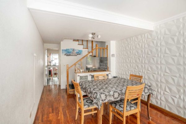 Casa Tipo Triplex En Munro 2 Dormitorios+Playroom