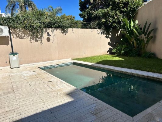 Sale of Casa La Lucila, river view, premium pool