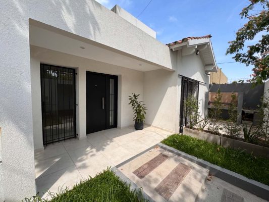 Casa a estrenar en Venta 6 ambientes-Gral. Pacheco