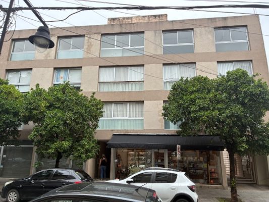 Oficina Venta San Isidro Centro 180m2-Balcón+Coche