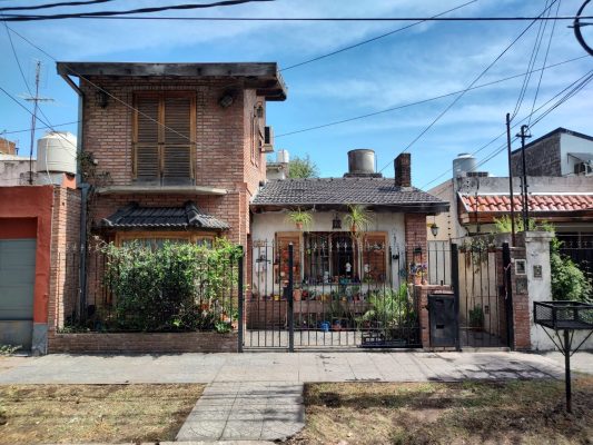 Venta Casa Multifamiliar 5 Amb. A/C Villa Adelina