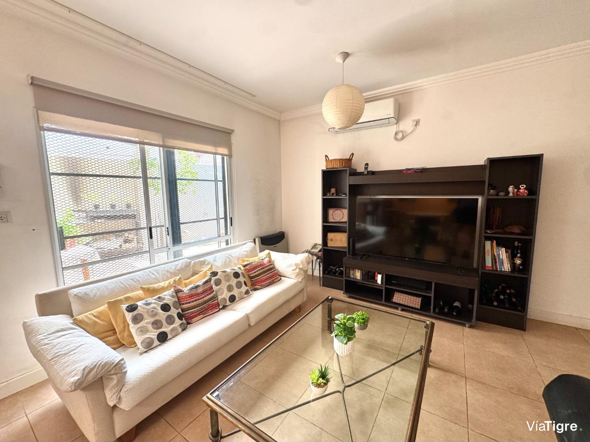 Virreyes Sale 4-room renovated house with garage and garden