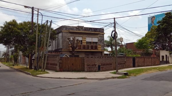 Venta Casa 5 Ambientes + Anexo 4 Amb. Don Torcuato