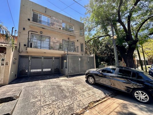PH tipo duplex - Cochera - jardin -SIN EXPENSAS