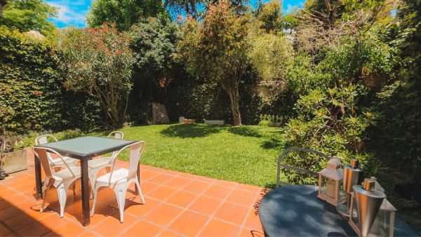 House for Sale in Punta Chica, Victoria with Garden