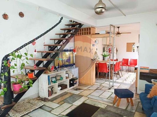 For Sale – 5-room Apartment, Boulogne – Credit