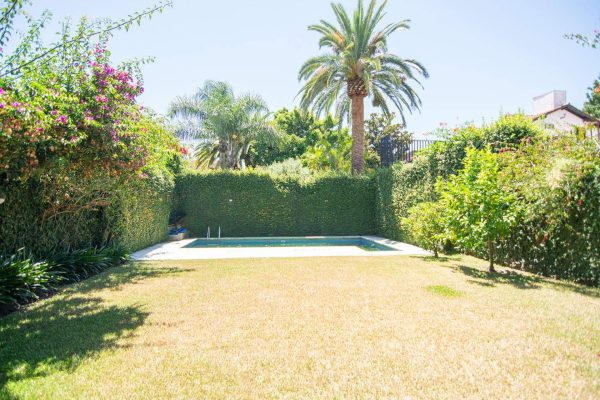 Casa en alquiler en Martínez vías a Libertador