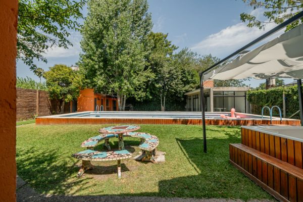 Alquiler temporario casa Benavidez 1120m2 c/pileta
