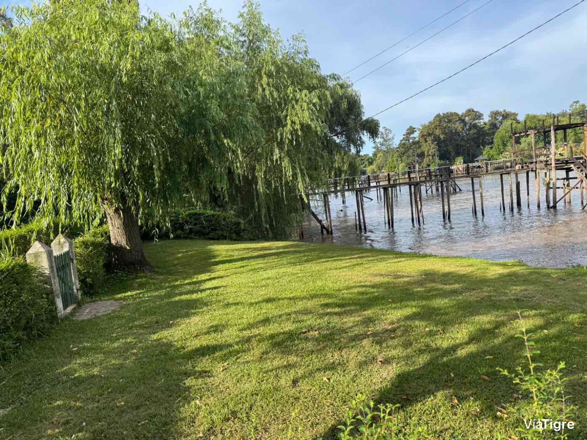 Casa en venta sobre el Rio Sarmiento Delta