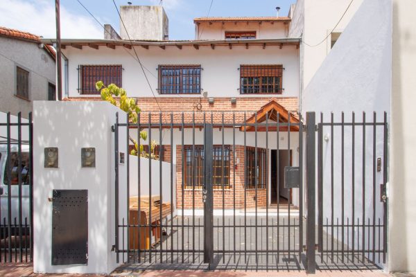 Venta Triplex 4 Ambientes En Villa Martelli