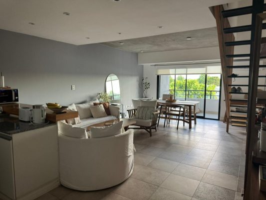 Venta departamento 3 amb Olivos con terraza