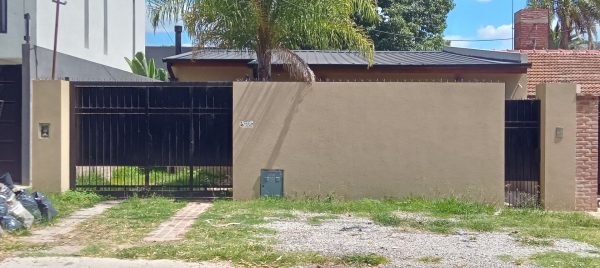 Casa En Alquiler 4 Ambientes Don Torcuato