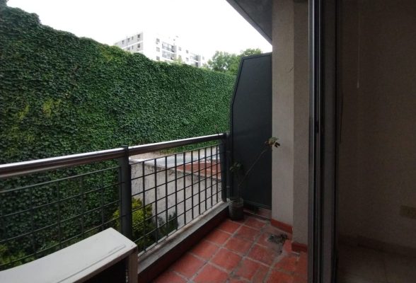 For Sale 1?bedroom light and green in San Fernando