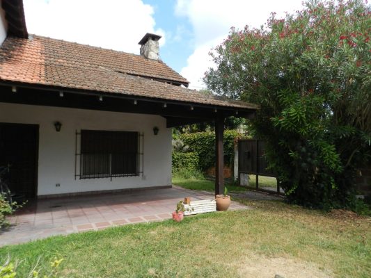Venta Casa 4 Ambientes En Don Torcuato-Apto Cred.