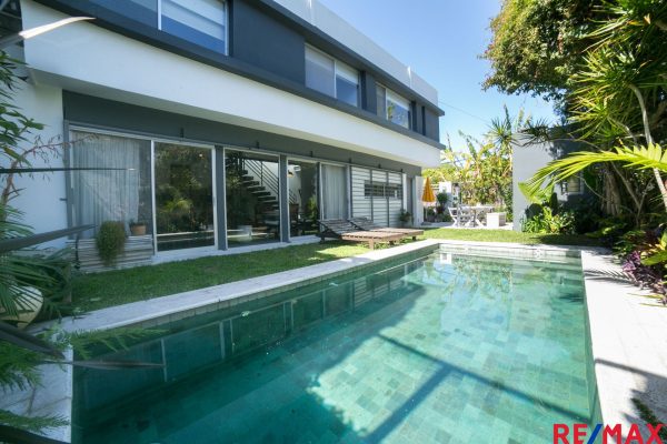 House Short-Term Rental BAJO SAN ISIDRO FURNISHED